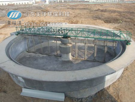 點(diǎn)擊查看詳細(xì)信息<br>標(biāo)題：Center drive mud scraper 閱讀次數(shù)：2721